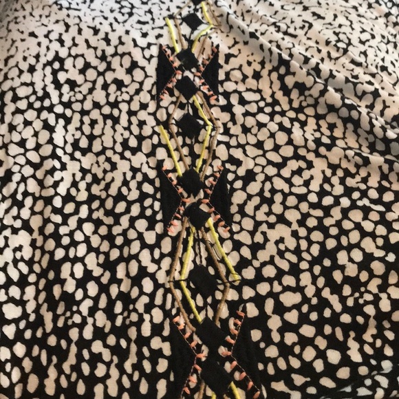 Jessica Simpson Med- crop swing open back tank - Picture 5 of 5